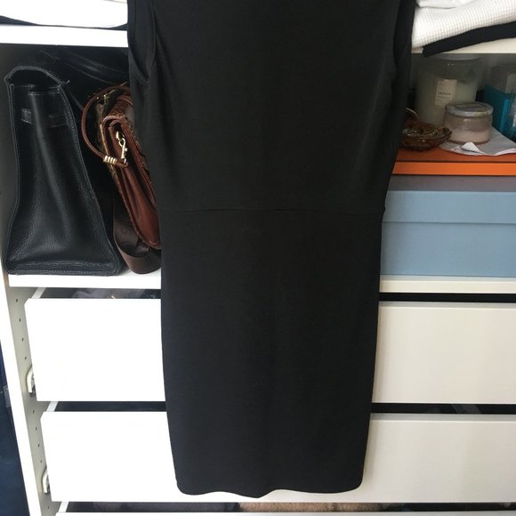 Black fitted mini dress in XS - Picture 2 of 2